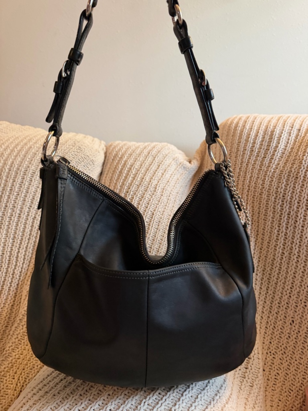 Coach Madison Maggie Leather Hobo 12684 Black Shoulder Bag Chain Strap Y2K